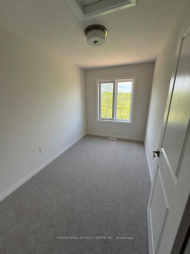 Photo 13 of Unit 52, 313 Conklin Road, Brantford — HOMEH