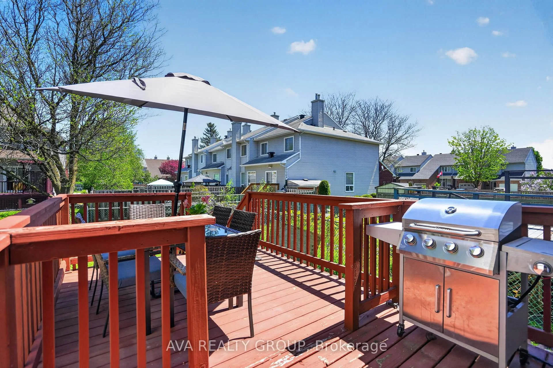 Photo 37 of 27 Danaher Drive, Ottawa, Barrhaven - Heritage Park — HOMEH