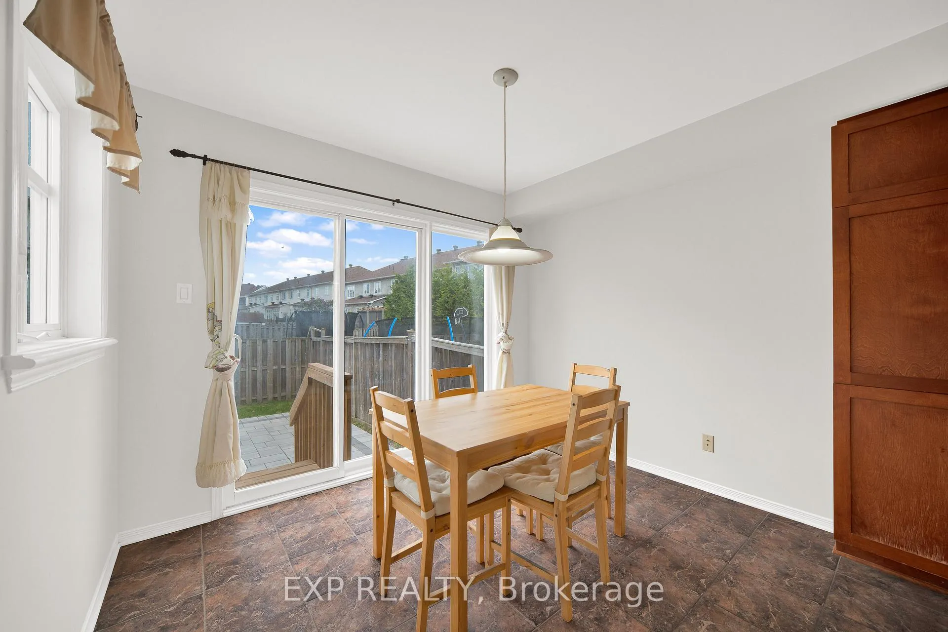 Photo 17 of 248 Berrigan Drive, Ottawa, Barrhaven - Longfields — HOMEH