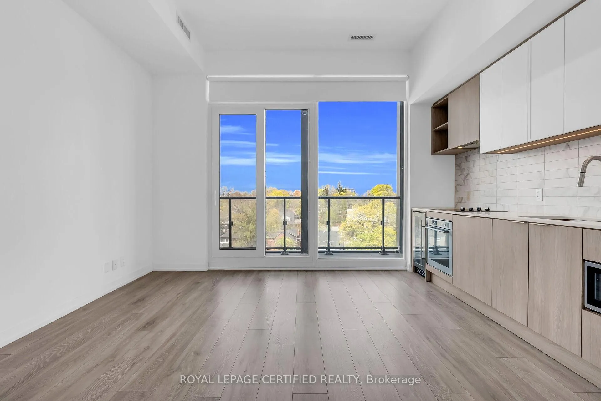 Photo 12 of Unit 919, 2020 Bathurst Street, Toronto, Humewood-Cedarvale — HOMEH