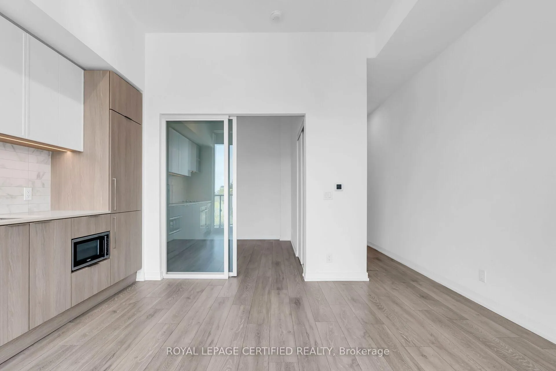 Photo 14 of Unit 919, 2020 Bathurst Street, Toronto, Humewood-Cedarvale — HOMEH