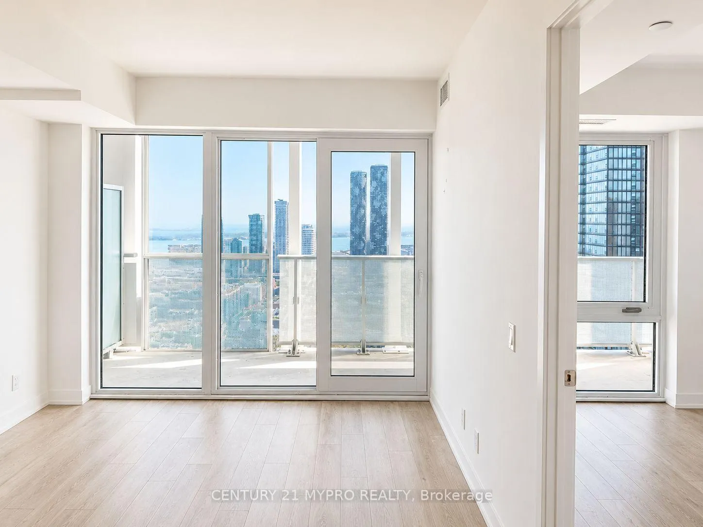 Photo 7 of Unit 4005, 88 Queen Street E, Toronto, Church-Yonge Corridor — HOMEH