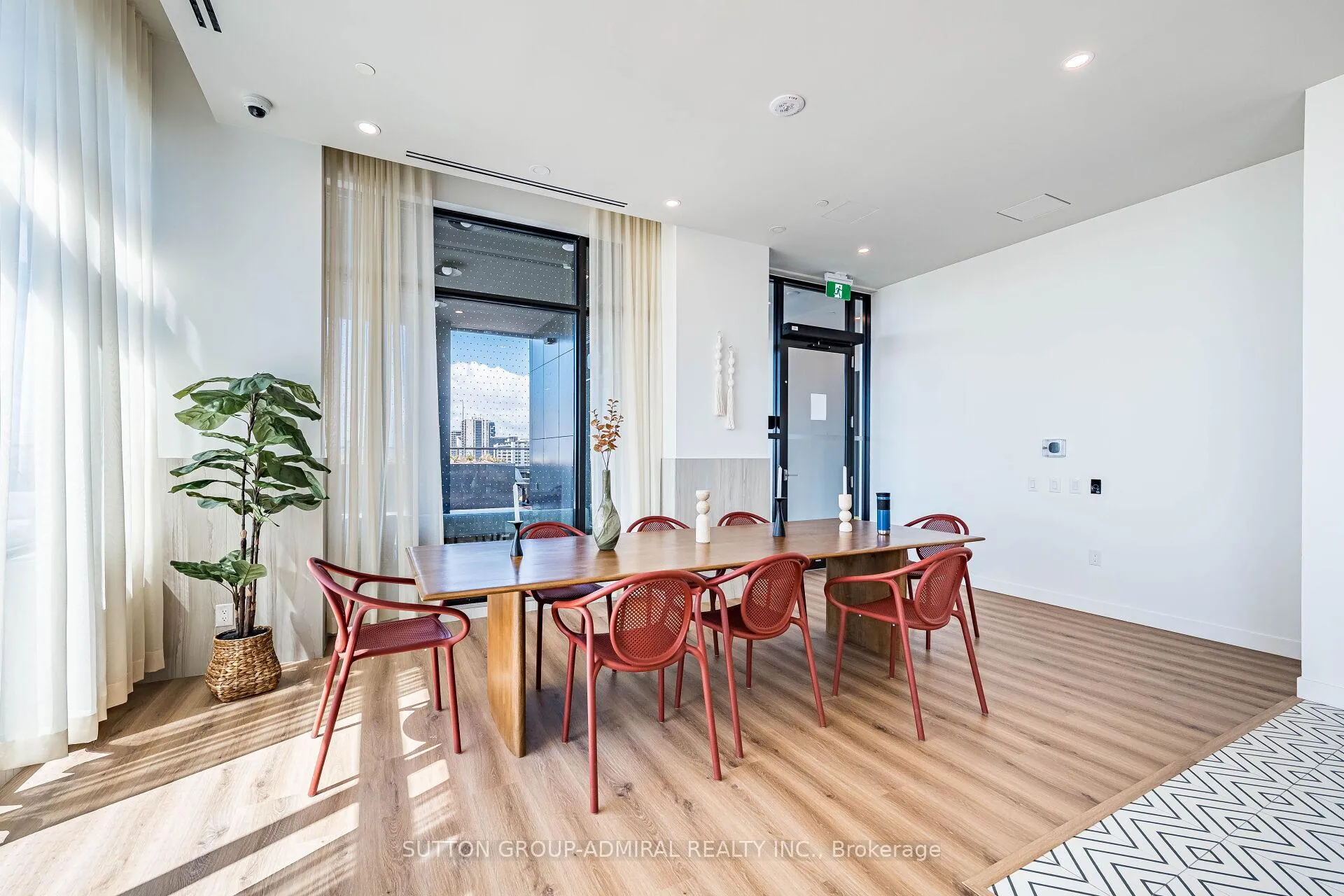 Photo 38 of Unit 1104, 1660 Bloor Street W, Toronto, High Park North — HOMEH