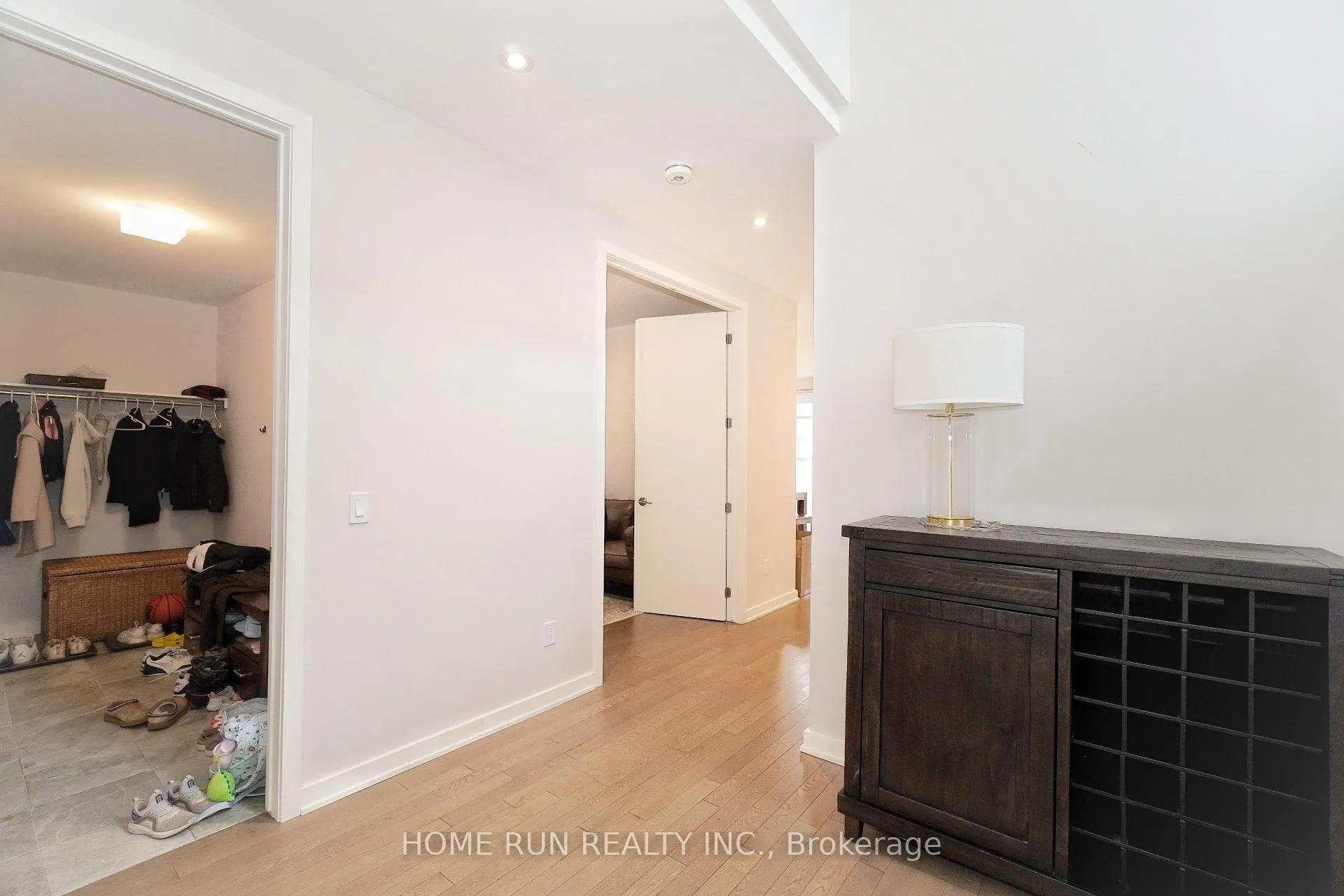 Photo 4 of 250 Soprano Avenue, Ottawa, Riverside South/Gloucester Glen — HOMEH