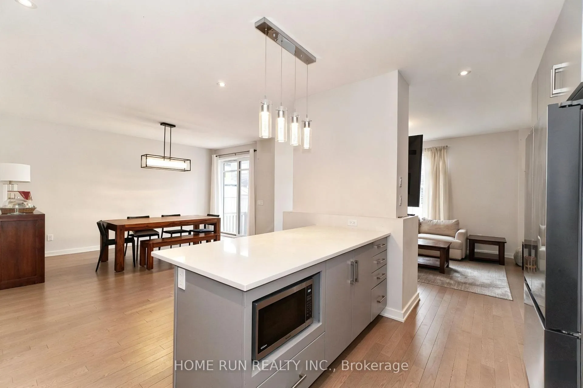 Photo 6 of 250 Soprano Avenue, Ottawa, Riverside South/Gloucester Glen — HOMEH