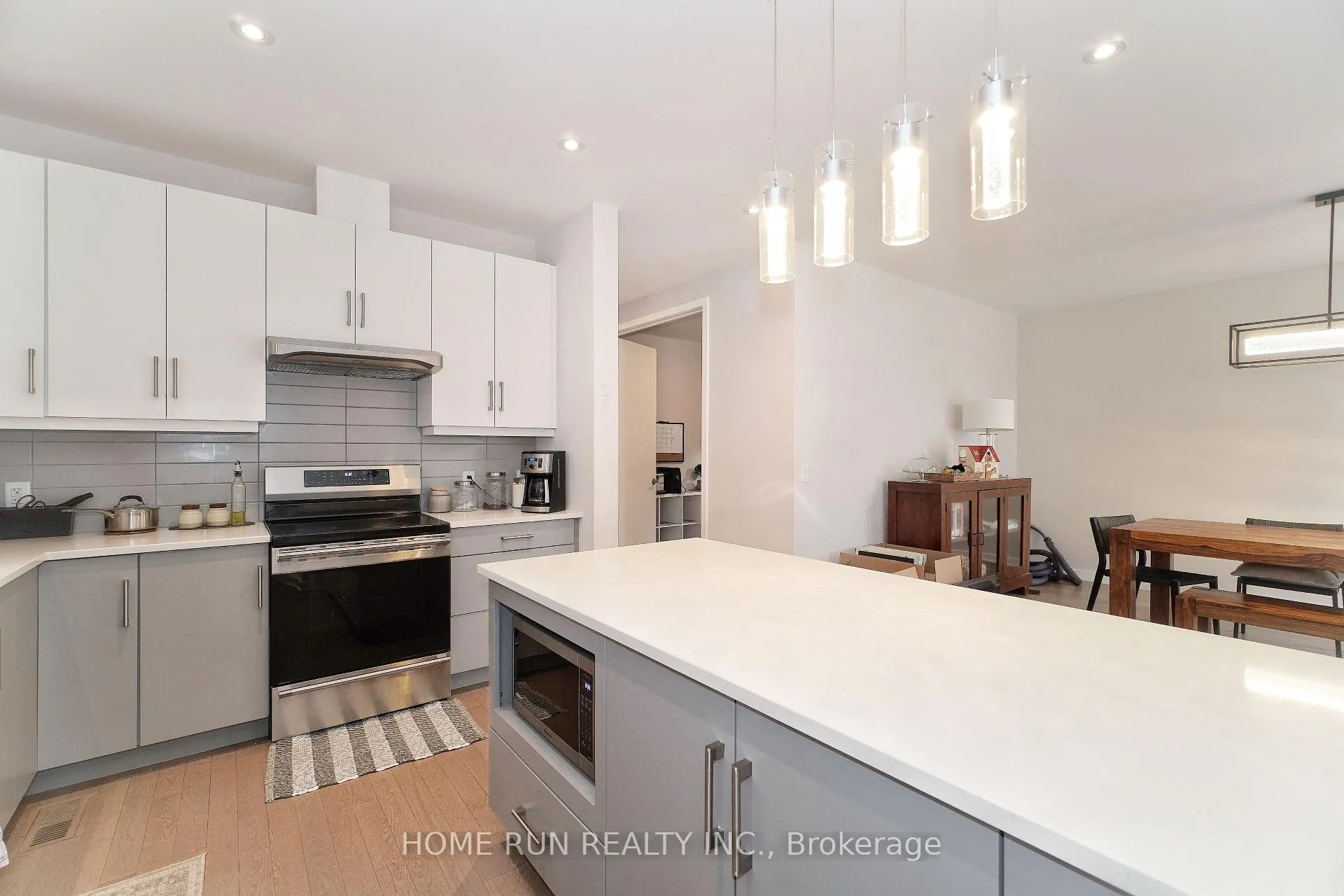 Photo 7 of 250 Soprano Avenue, Ottawa, Riverside South/Gloucester Glen — HOMEH