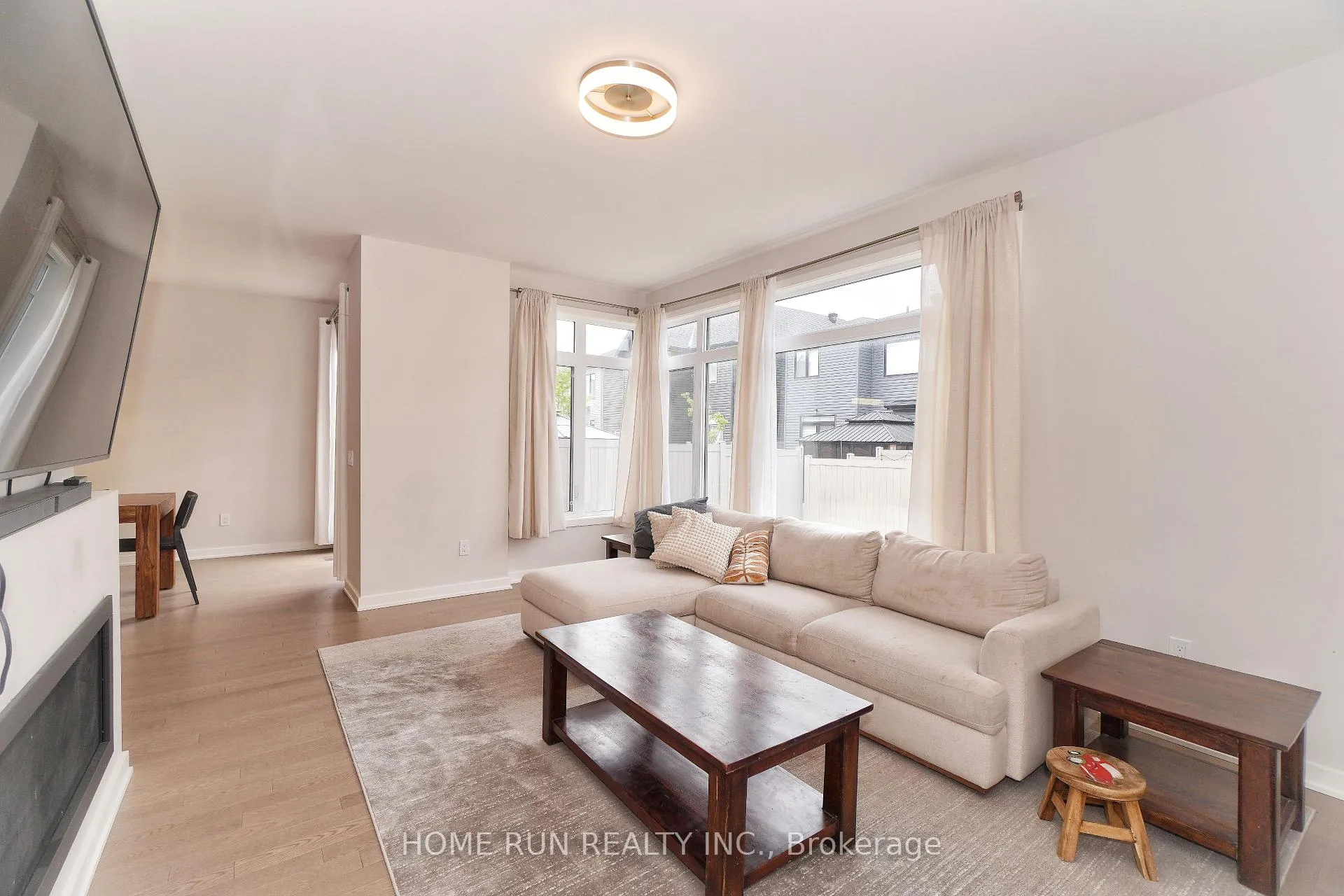 Photo 13 of 250 Soprano Avenue, Ottawa, Riverside South/Gloucester Glen — HOMEH
