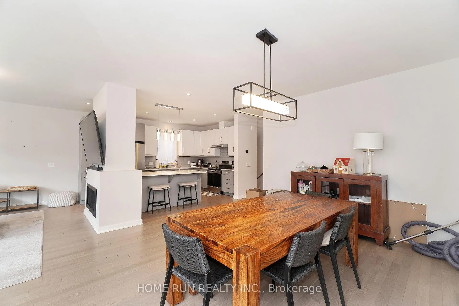 Photo 18 of 250 Soprano Avenue, Ottawa, Riverside South/Gloucester Glen — HOMEH