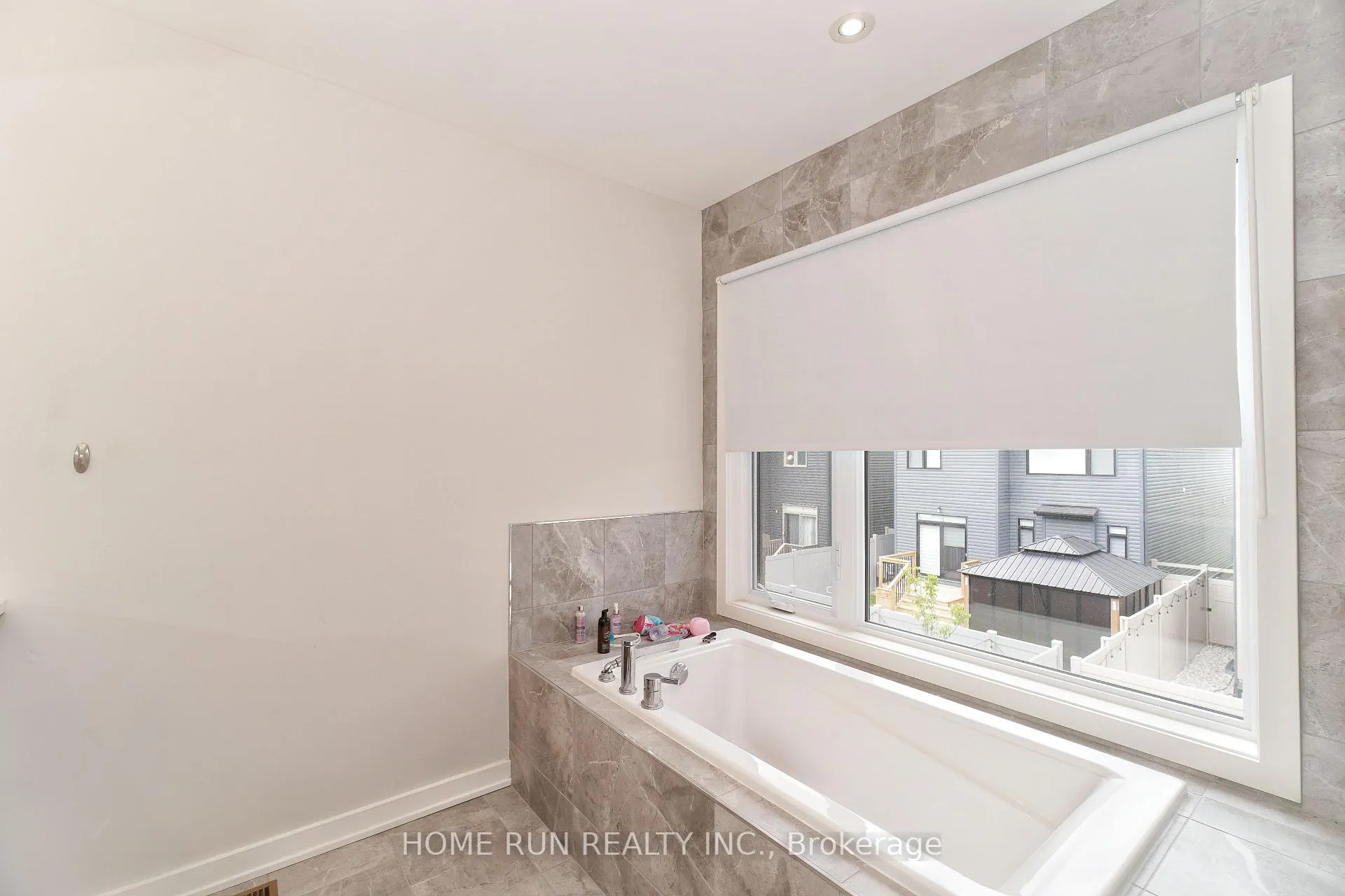 Photo 27 of 250 Soprano Avenue, Ottawa, Riverside South/Gloucester Glen — HOMEH