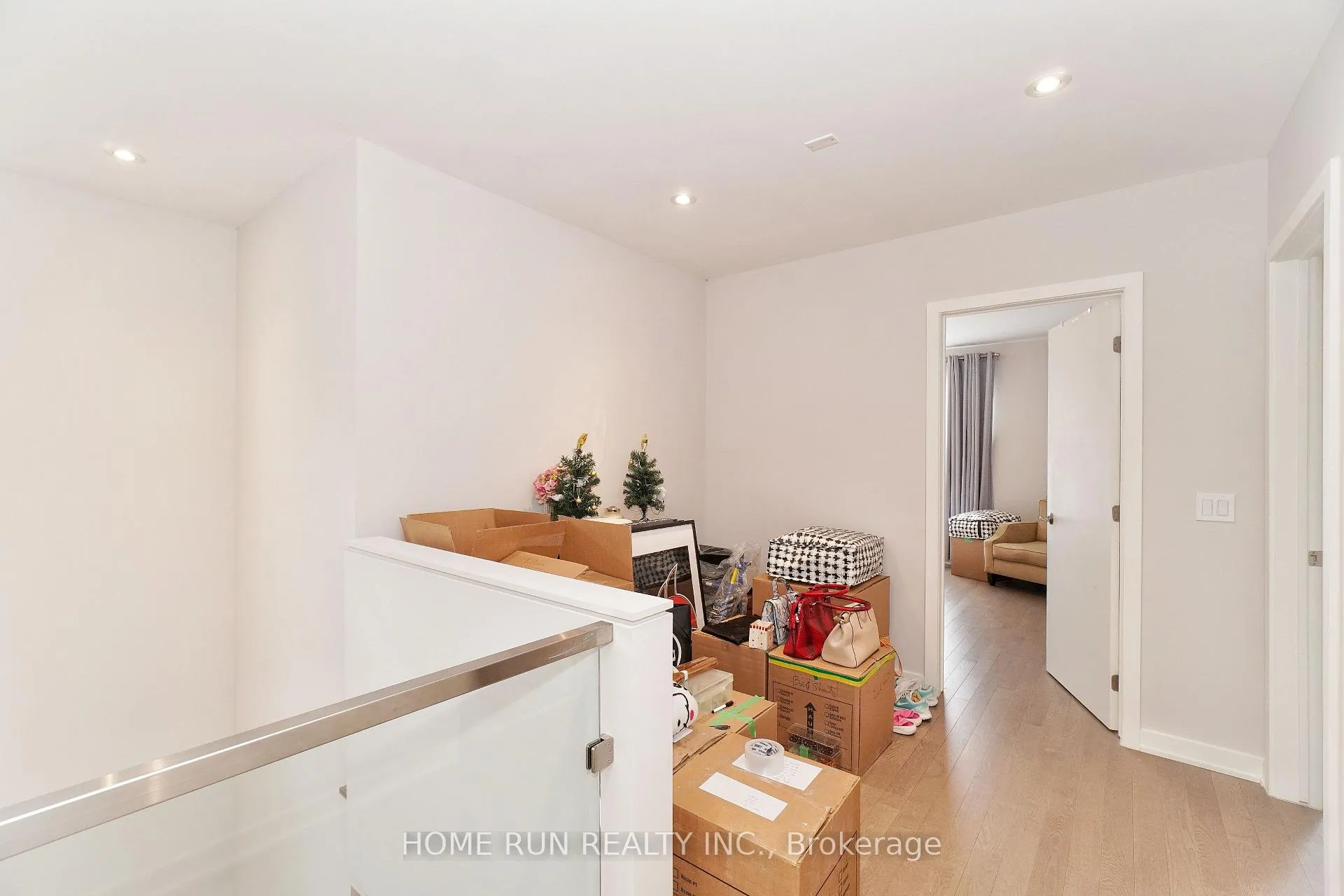 Photo 32 of 250 Soprano Avenue, Ottawa, Riverside South/Gloucester Glen — HOMEH