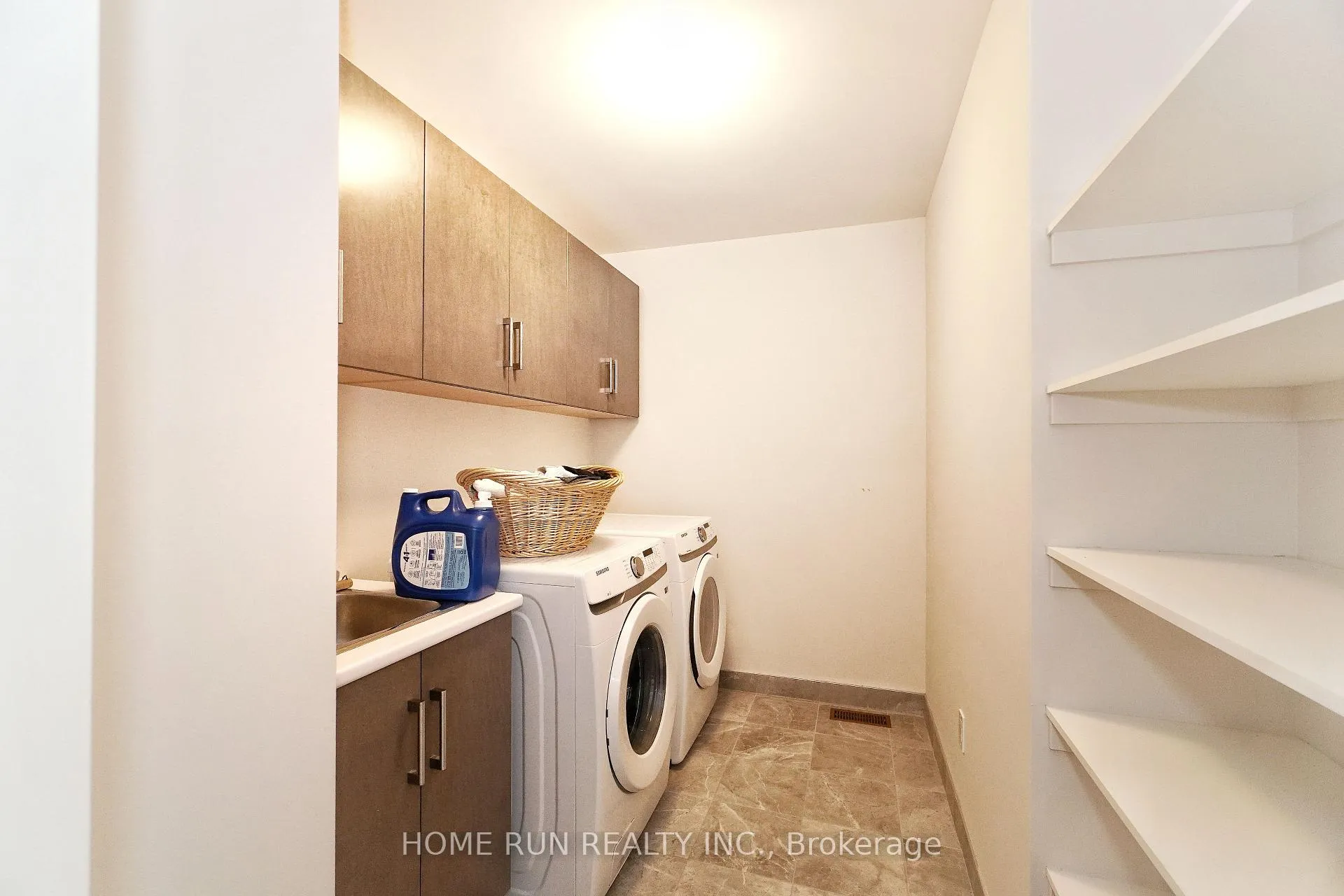 Photo 33 of 250 Soprano Avenue, Ottawa, Riverside South/Gloucester Glen — HOMEH