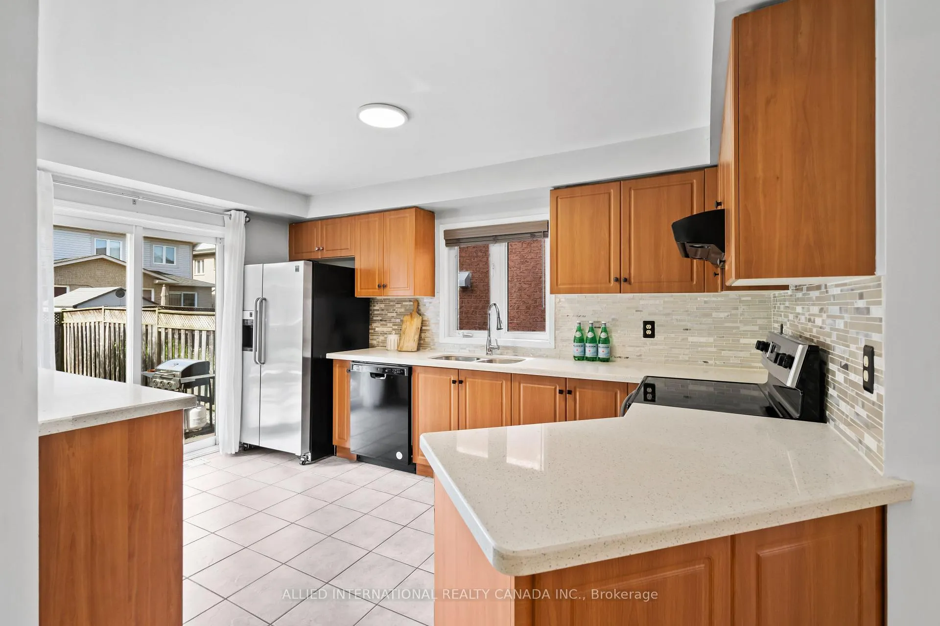 Photo 12 of 16 May Apple Terrace, Scarborough, West Hill — HOMEH