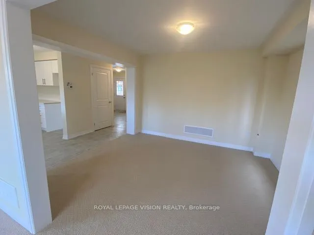 Photo 14 of 45 Carew Boulevard, Kawartha Lakes, Lindsay — HOMEH
