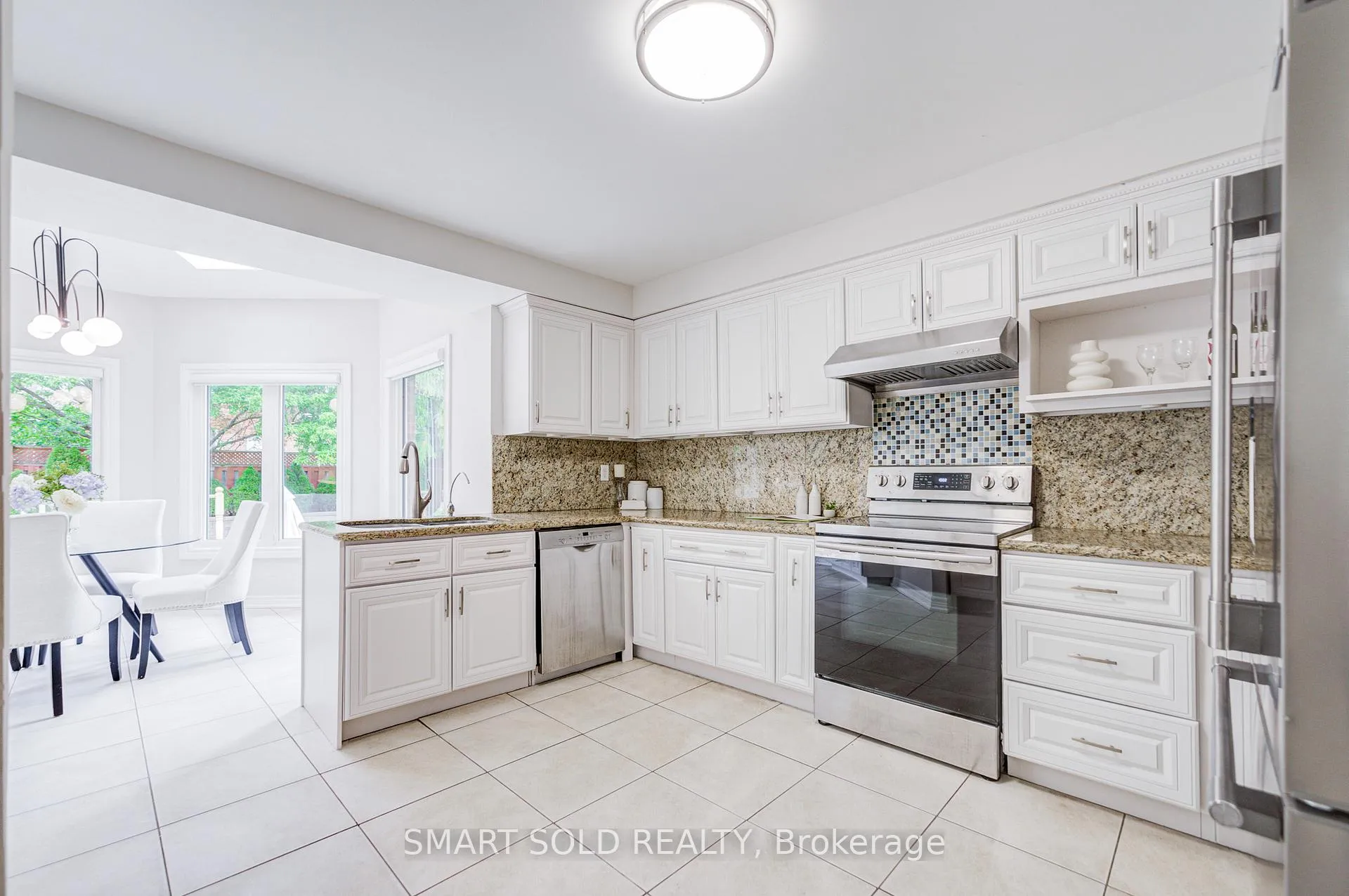 Photo 12 of 41 Carnforth Drive, Markham, Unionville — HOMEH