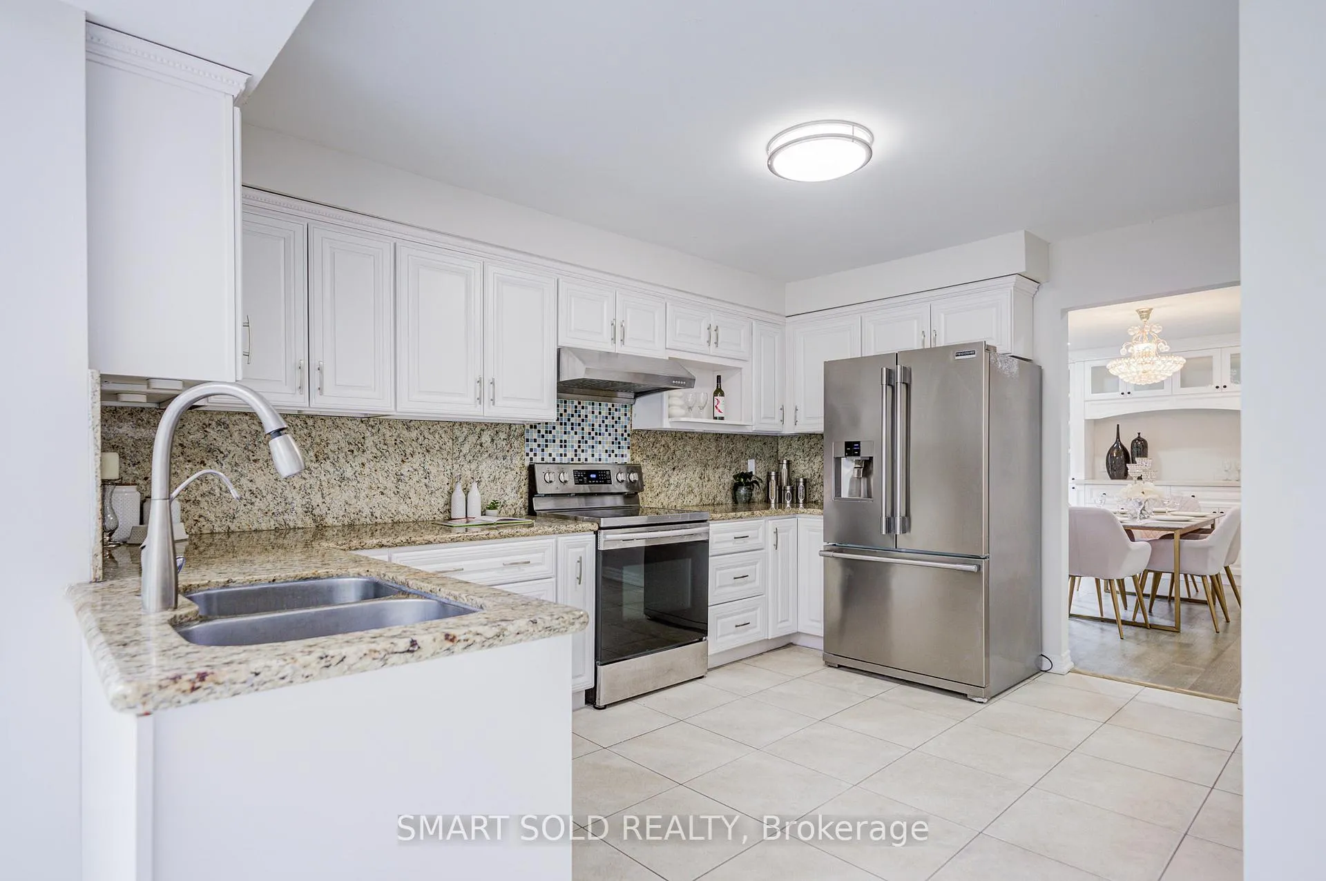 Photo 13 of 41 Carnforth Drive, Markham, Unionville — HOMEH