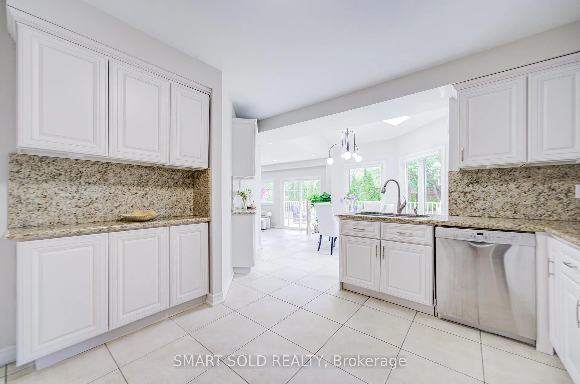 Photo 14 of 41 Carnforth Drive, Markham, Unionville — HOMEH