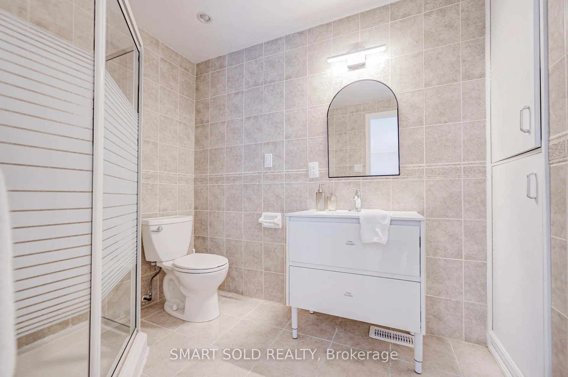 Photo 30 of 41 Carnforth Drive, Markham, Unionville — HOMEH
