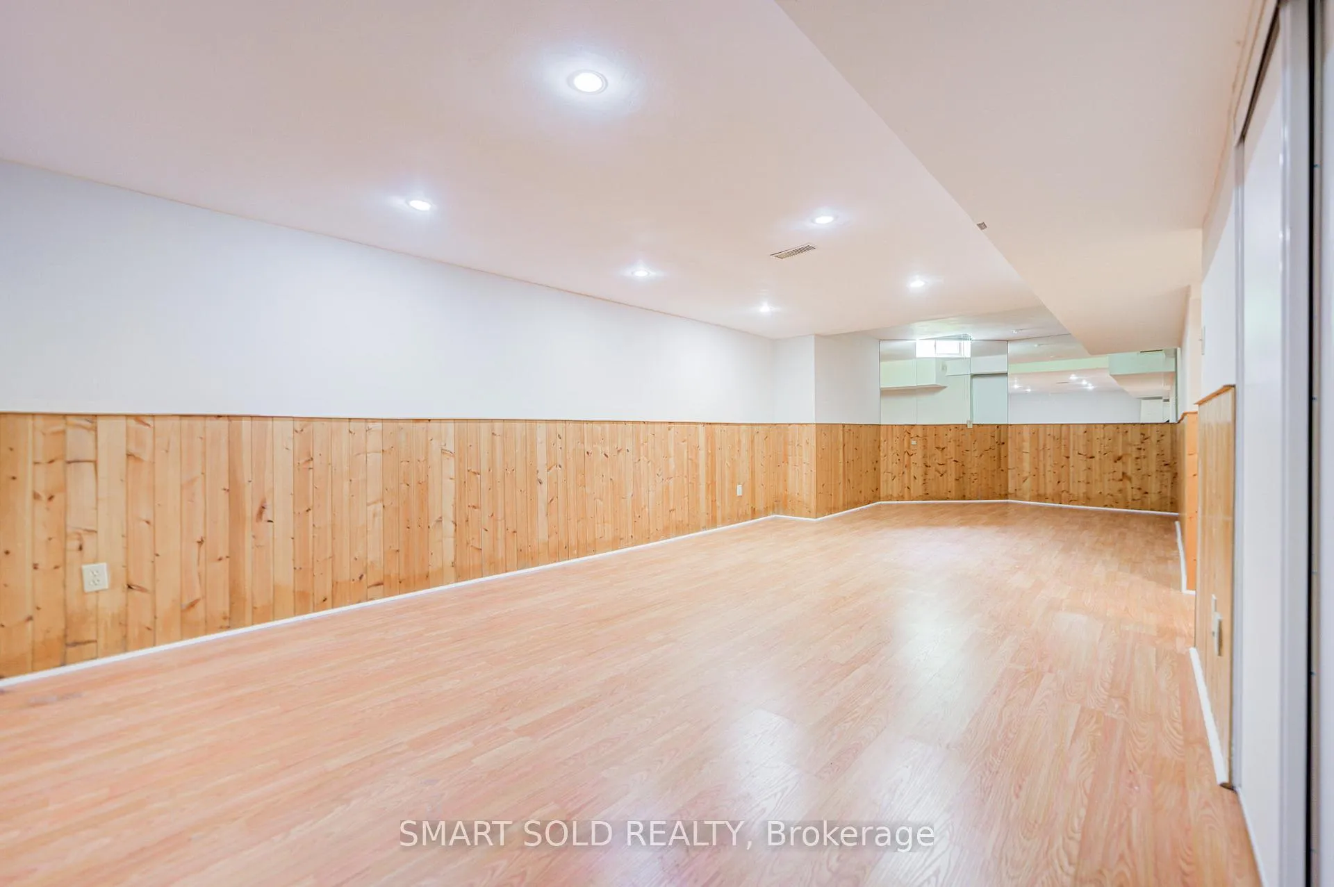 Photo 43 of 41 Carnforth Drive, Markham, Unionville — HOMEH