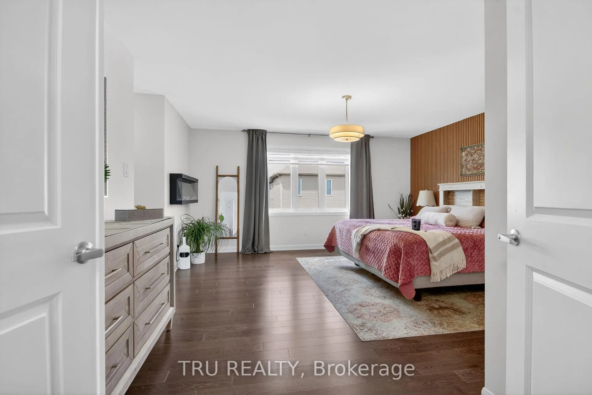 Photo 15 of 202 Skipper Drive, Ottawa, Mahogany Community — HOMEH