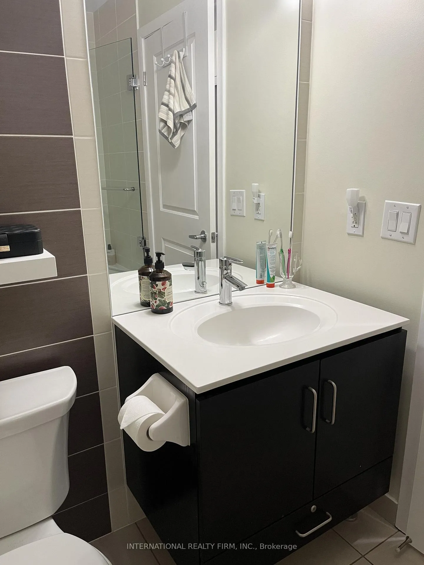 Photo 23 of Unit 401, 205 Sherway Gardens Road, Etobicoke, Islington-City Centre West — HOMEH