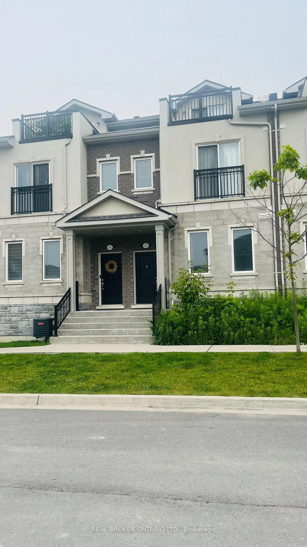 Photo 1 of Unit 5, 1040 Elton Way, Whitby, Pringle Creek — HOMEH