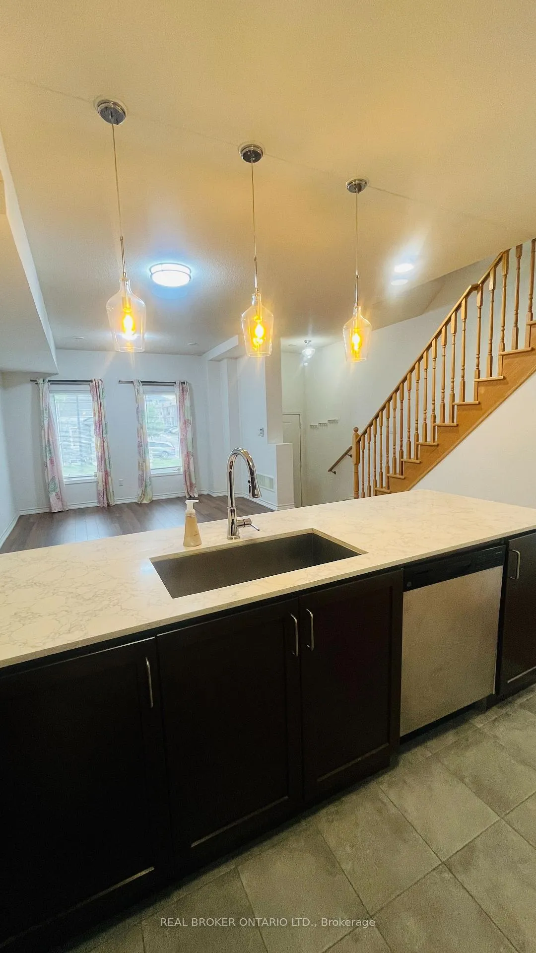 Photo 6 of Unit 5, 1040 Elton Way, Whitby, Pringle Creek — HOMEH