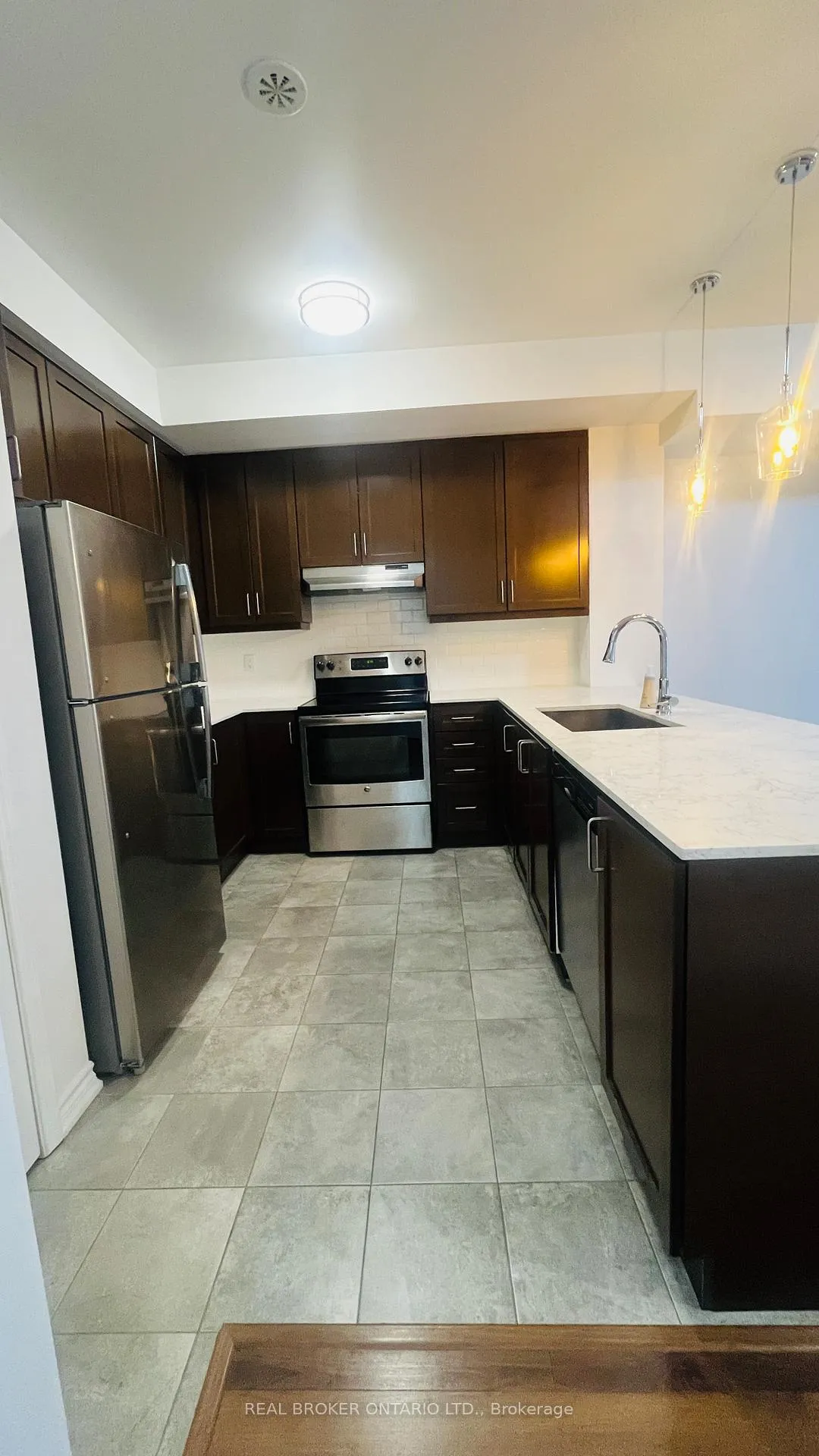 Photo 11 of Unit 5, 1040 Elton Way, Whitby, Pringle Creek — HOMEH