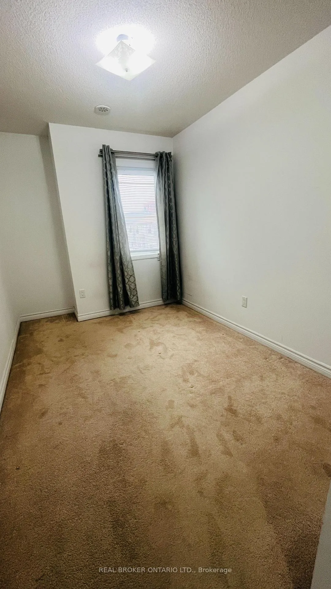 Photo 13 of Unit 5, 1040 Elton Way, Whitby, Pringle Creek — HOMEH