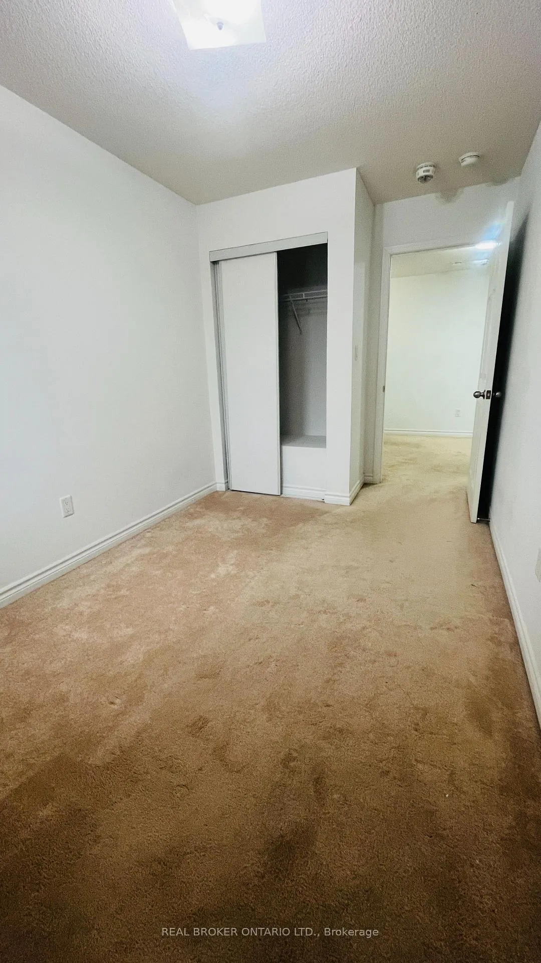 Photo 14 of Unit 5, 1040 Elton Way, Whitby, Pringle Creek — HOMEH