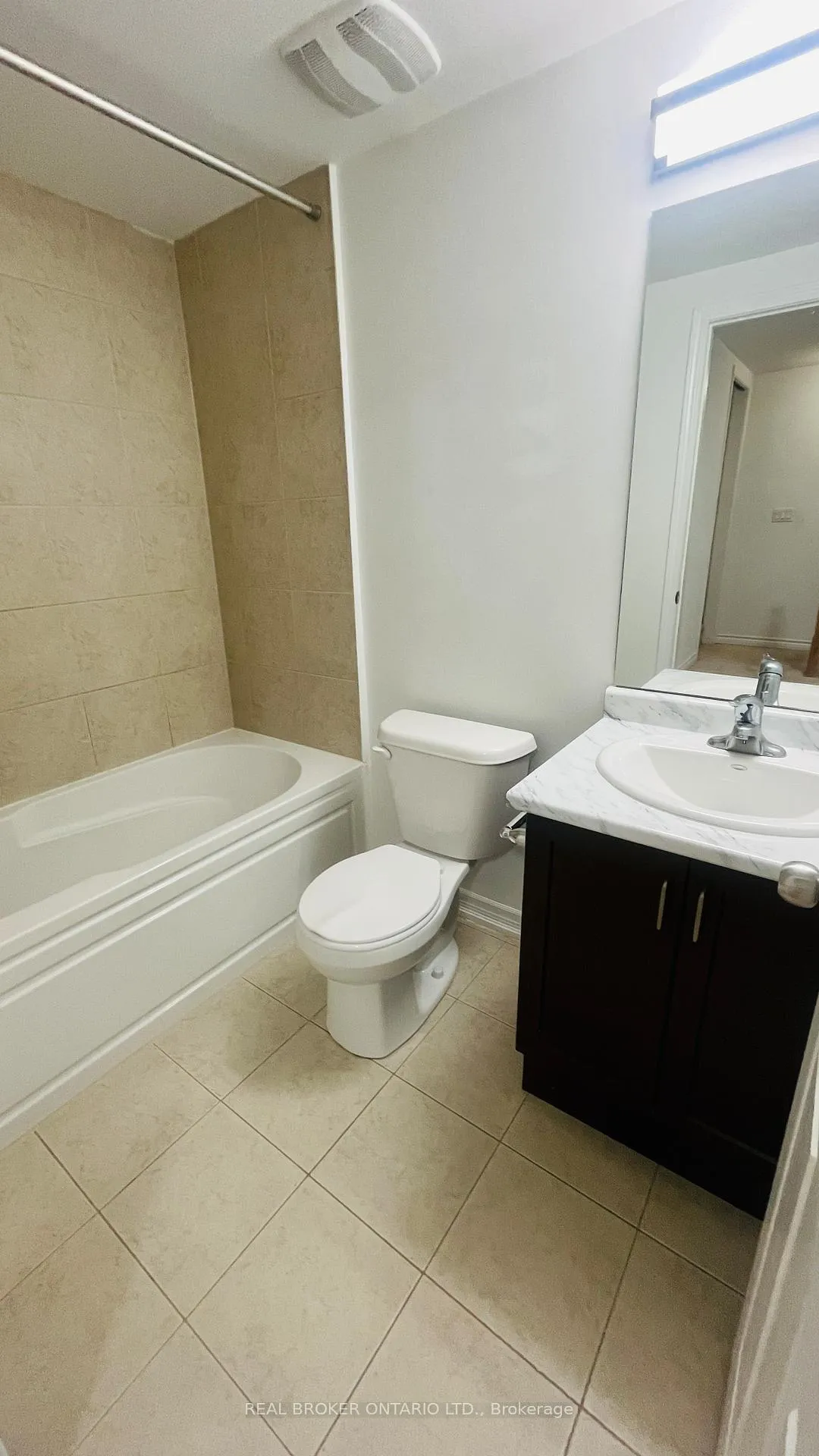 Photo 20 of Unit 5, 1040 Elton Way, Whitby, Pringle Creek — HOMEH