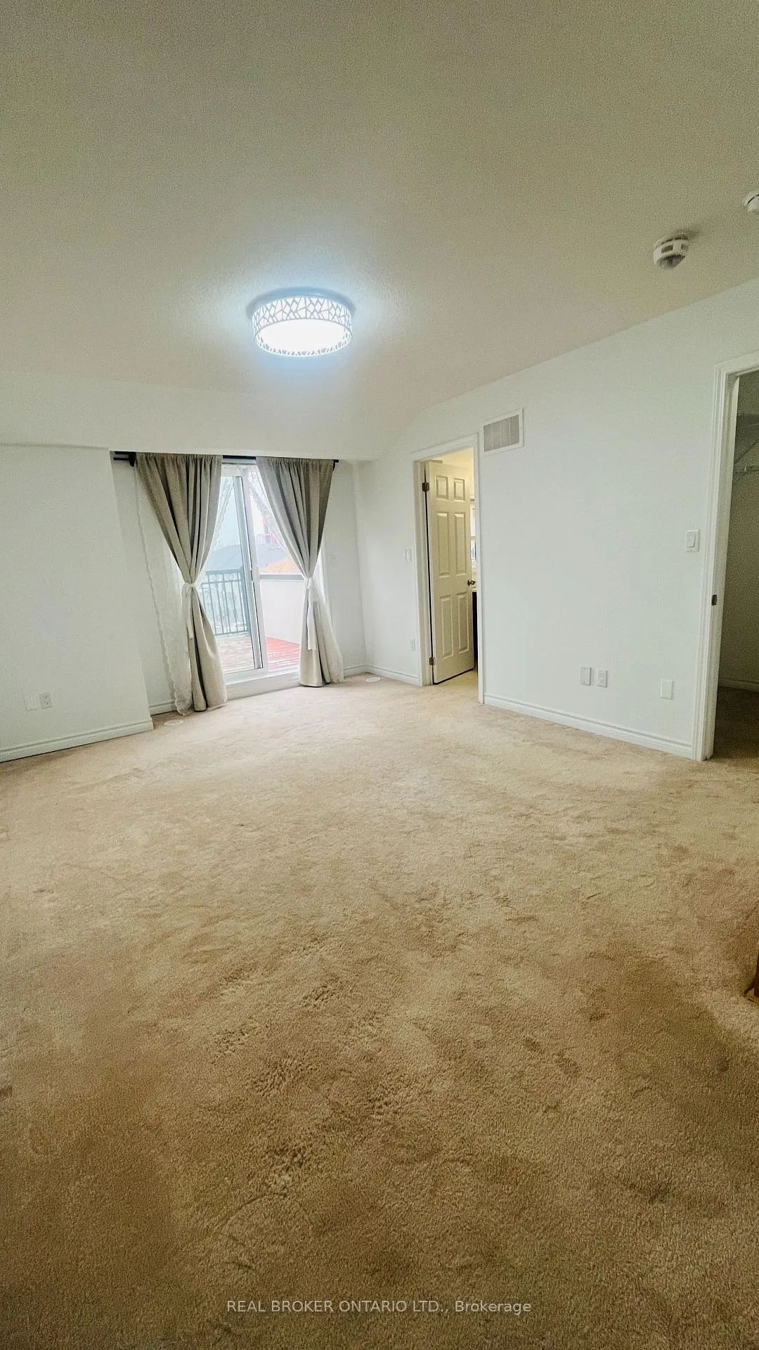 Photo 22 of Unit 5, 1040 Elton Way, Whitby, Pringle Creek — HOMEH