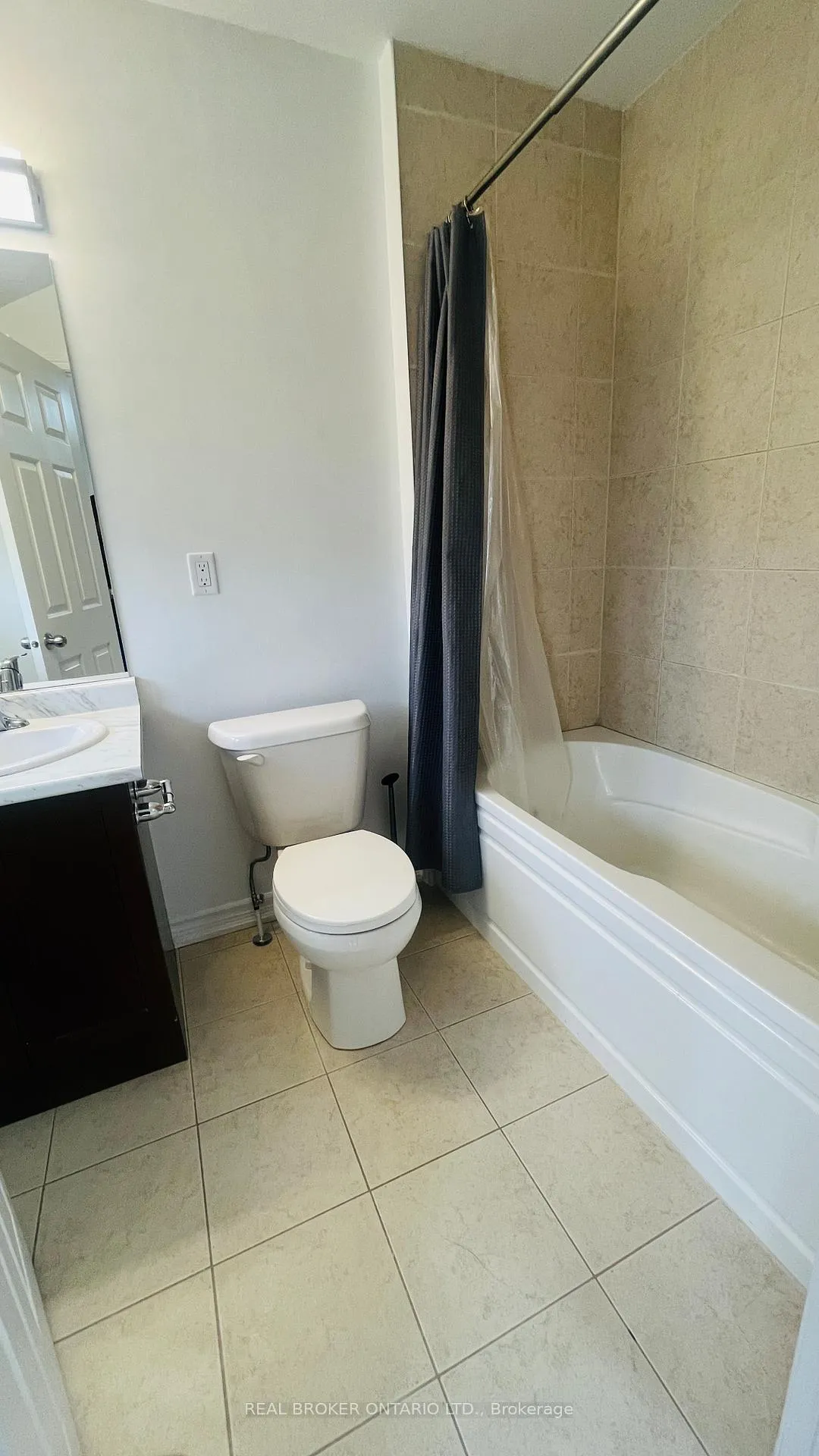 Photo 24 of Unit 5, 1040 Elton Way, Whitby, Pringle Creek — HOMEH