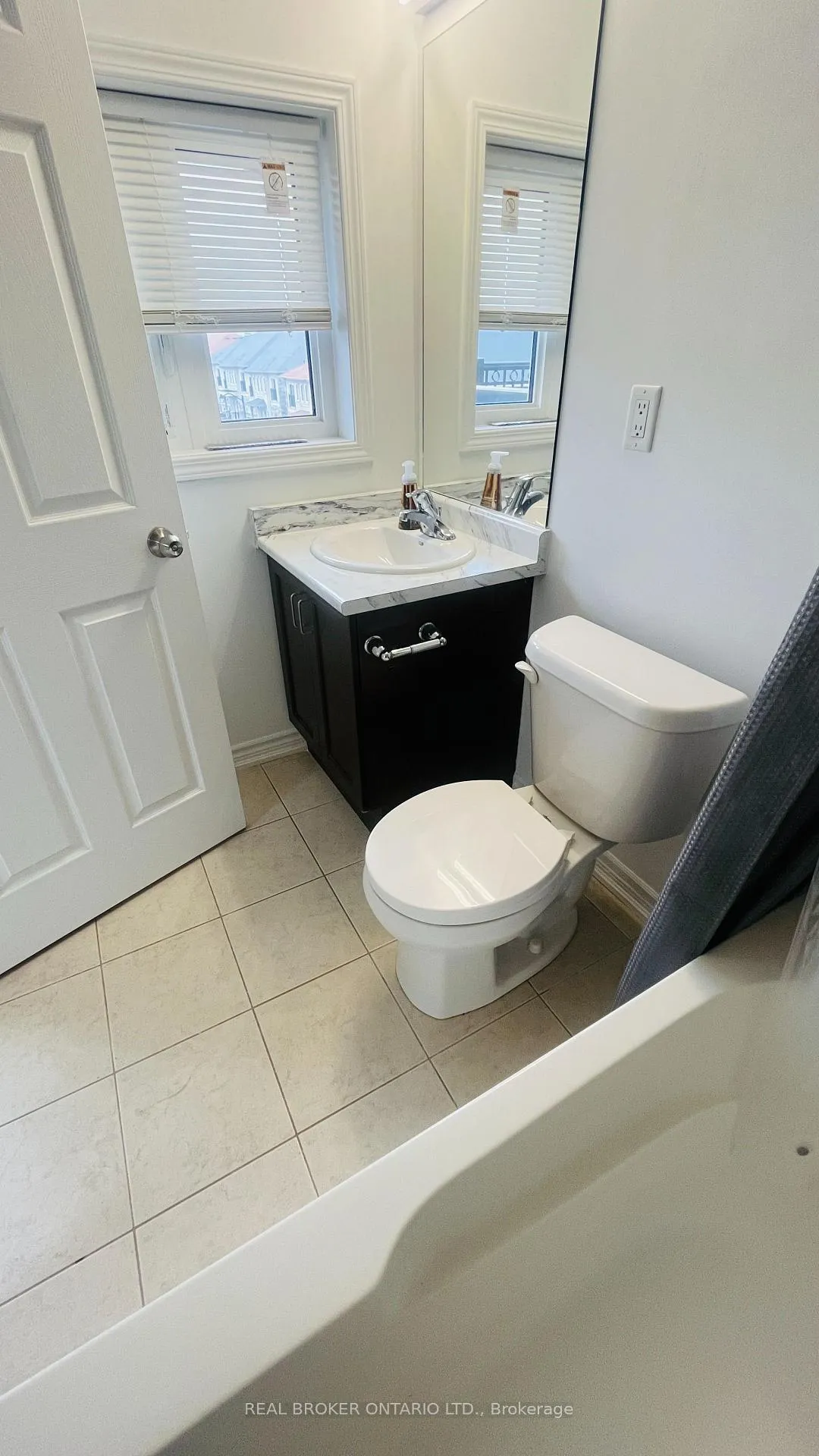 Photo 25 of Unit 5, 1040 Elton Way, Whitby, Pringle Creek — HOMEH