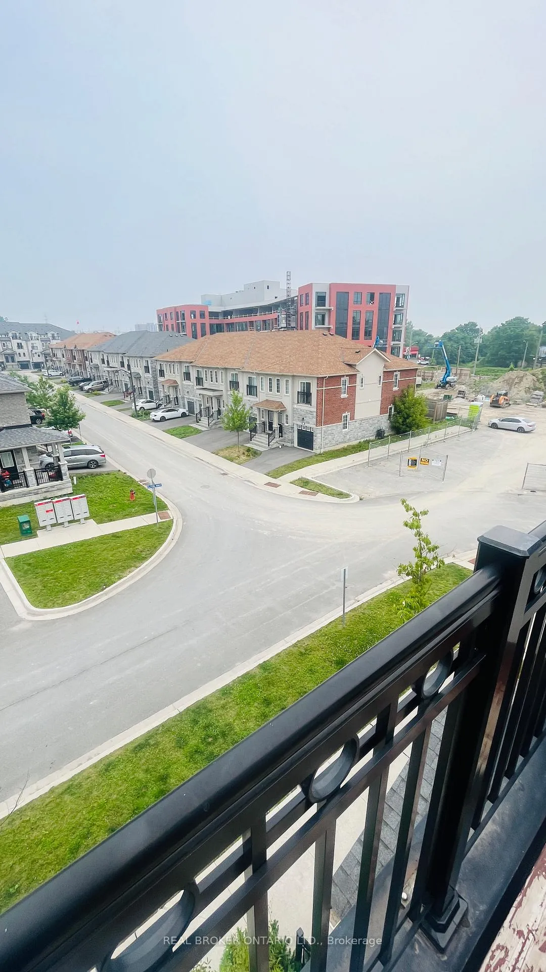 Photo 26 of Unit 5, 1040 Elton Way, Whitby, Pringle Creek — HOMEH