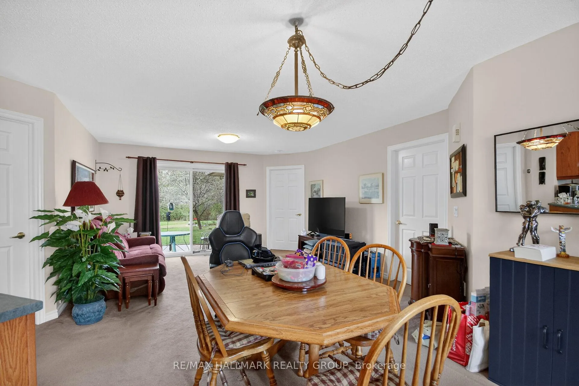 Photo 7 of 341 Chestnut Green Private, Ottawa, Richmond — HOMEH