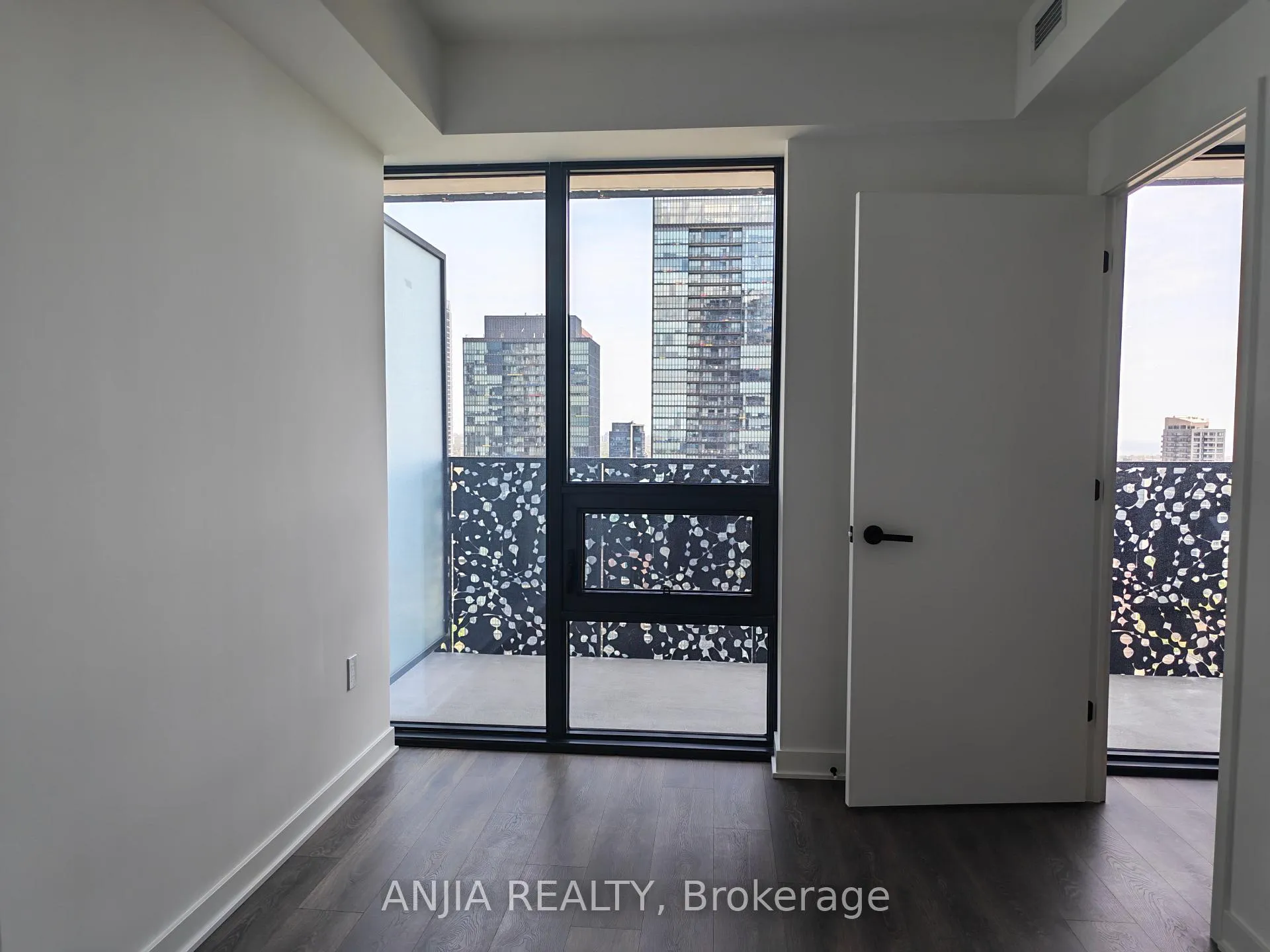 Photo 10 of Unit 3413, 55 Charles Street E, Toronto, Church-Yonge Corridor — HOMEH