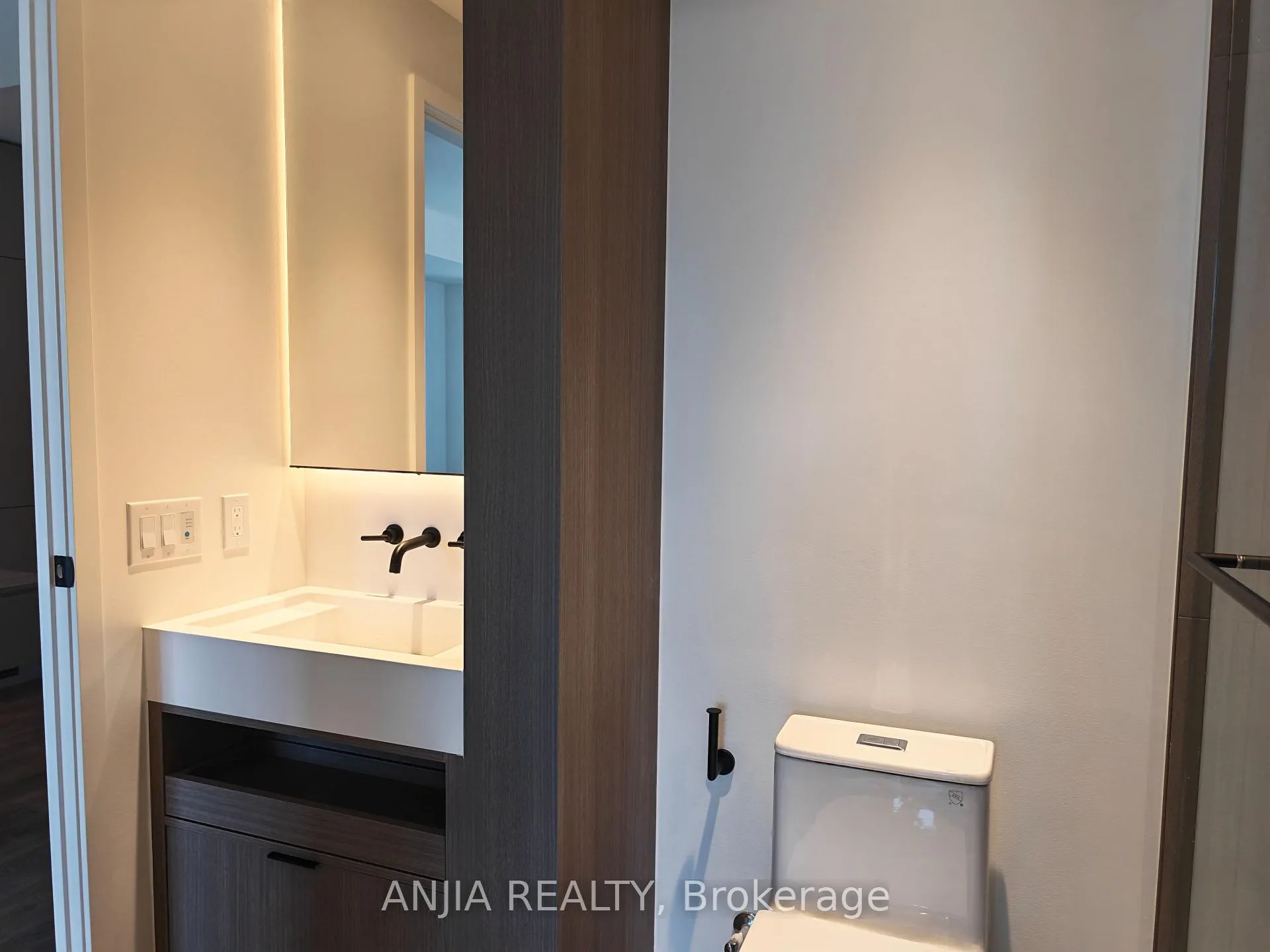 Photo 11 of Unit 3413, 55 Charles Street E, Toronto, Church-Yonge Corridor — HOMEH