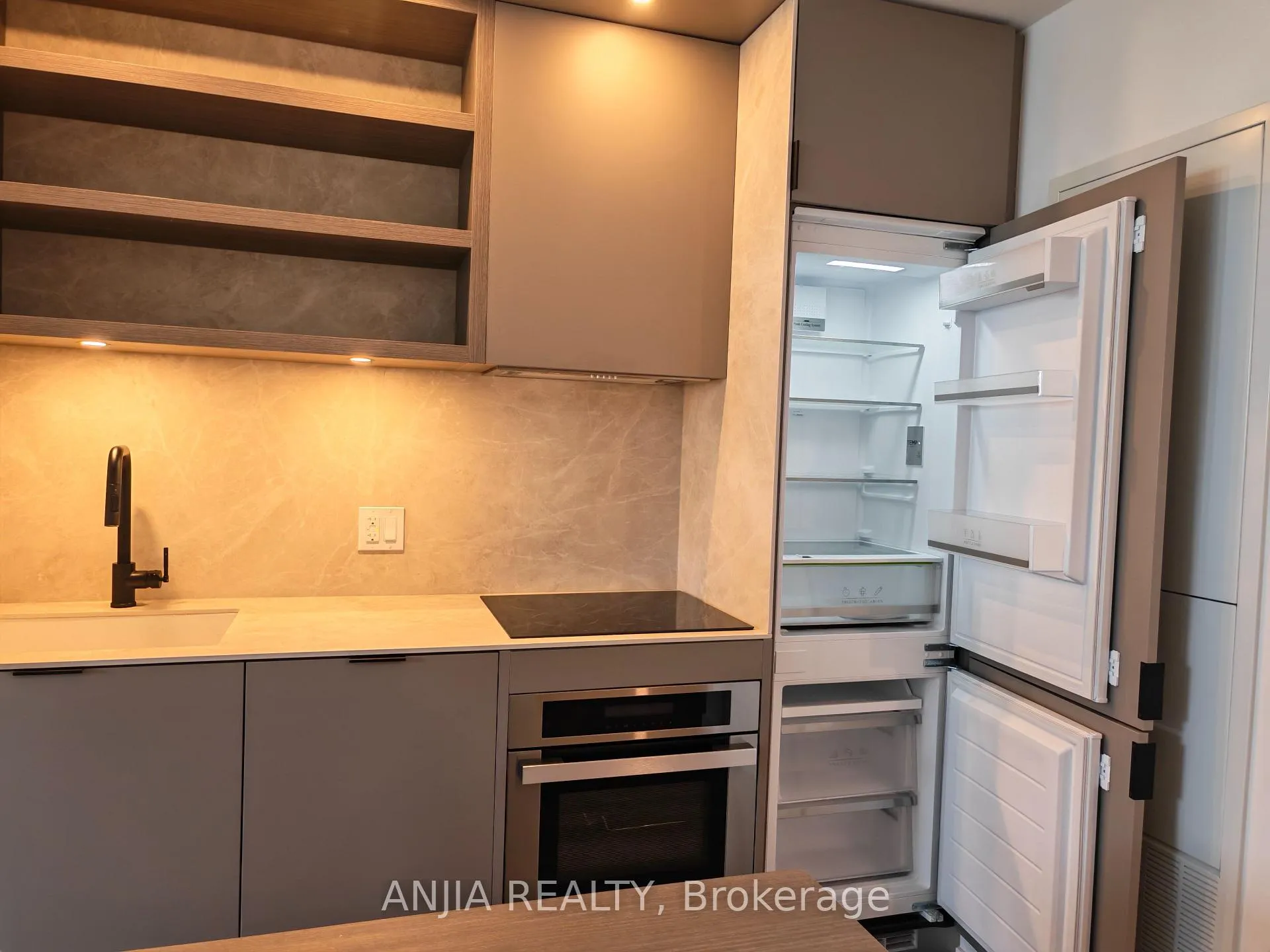 Photo 17 of Unit 3413, 55 Charles Street E, Toronto, Church-Yonge Corridor — HOMEH