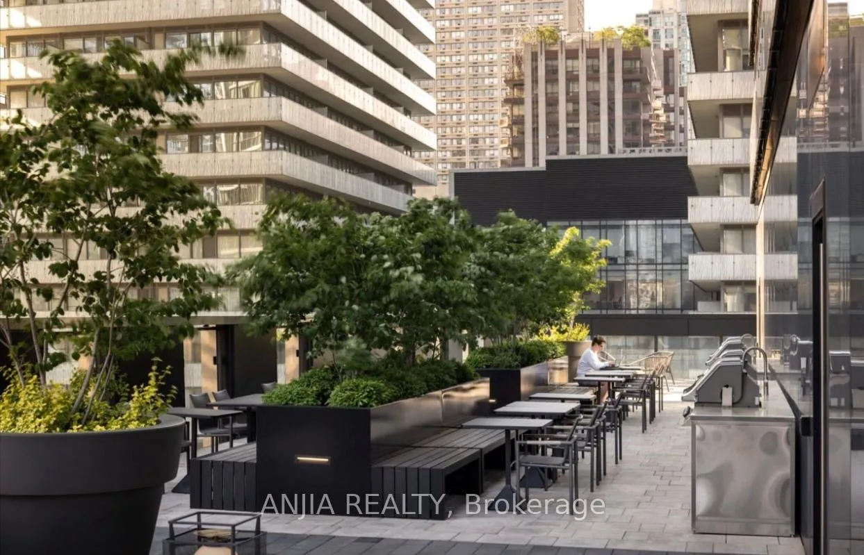 Photo 25 of Unit 3413, 55 Charles Street E, Toronto, Church-Yonge Corridor — HOMEH