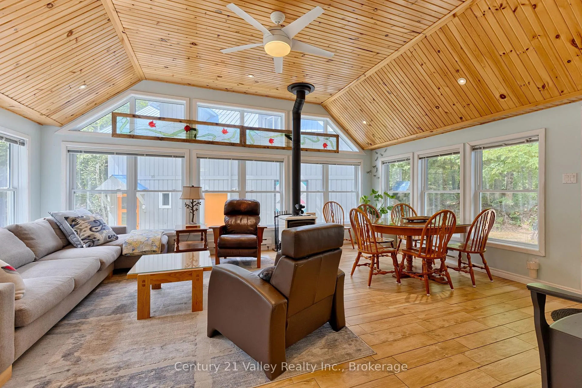 Photo 19 of 671 Graphite Bay Road, Greater Madawaska — HOMEH