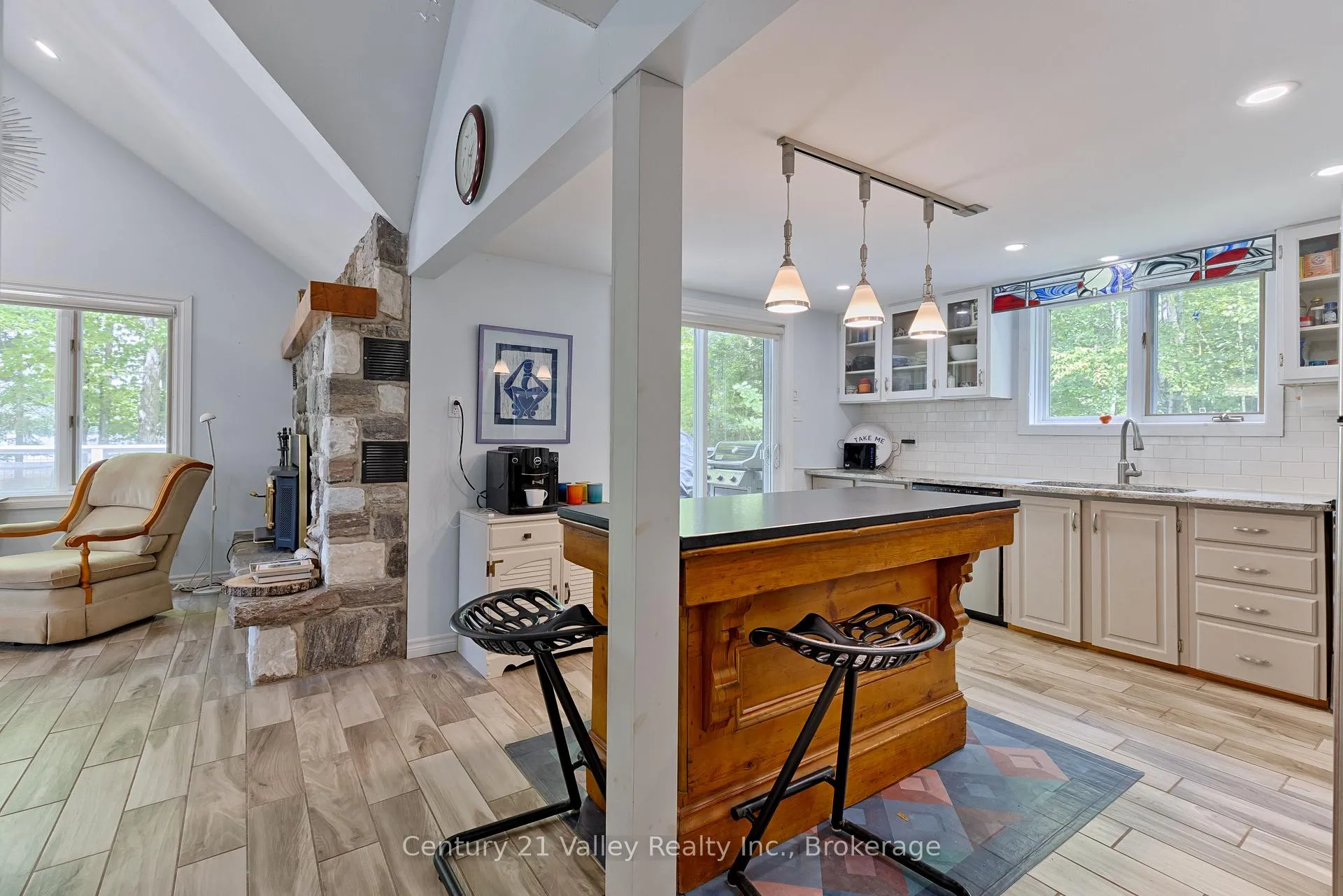 Photo 29 of 671 Graphite Bay Road, Greater Madawaska — HOMEH