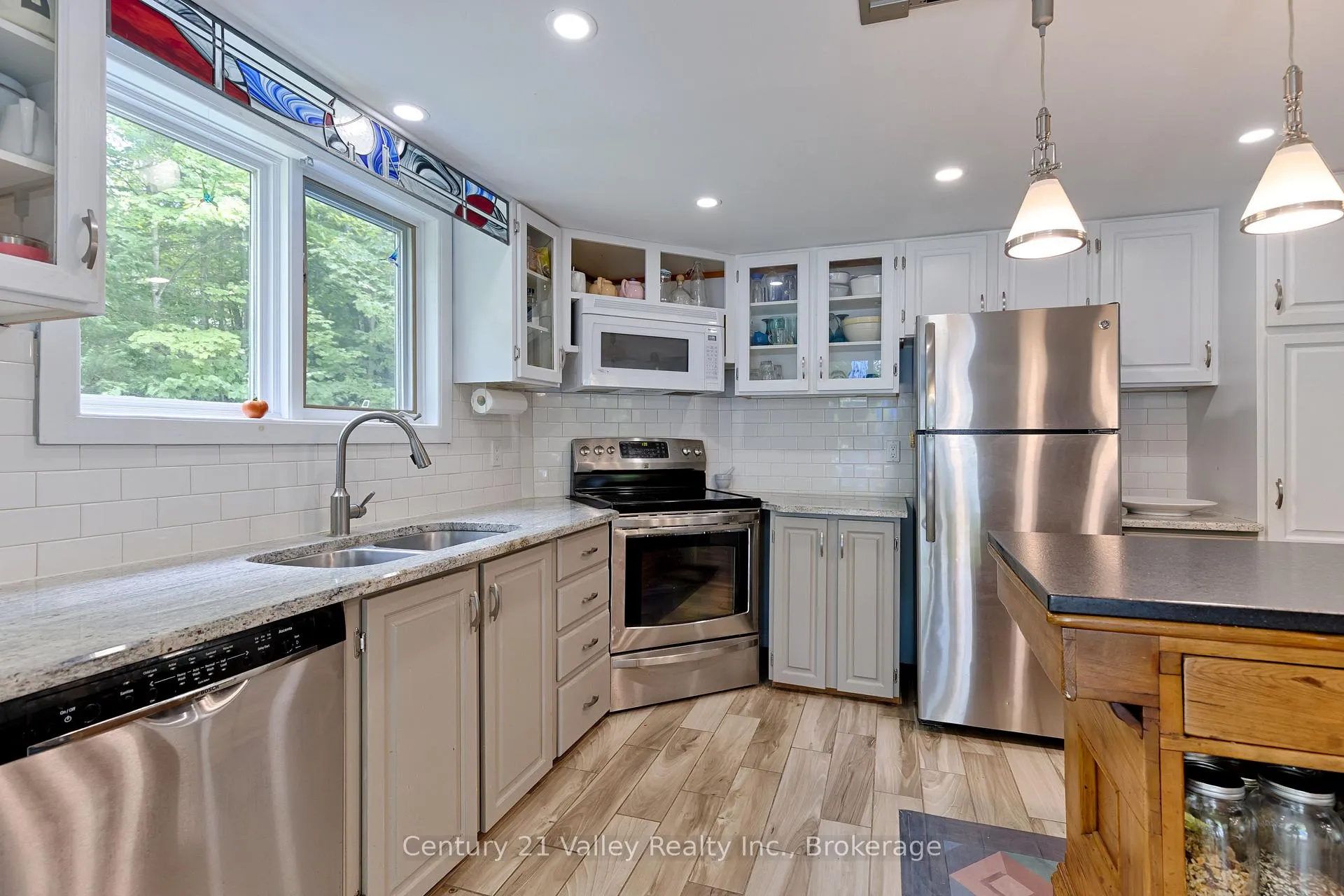 Photo 30 of 671 Graphite Bay Road, Greater Madawaska — HOMEH