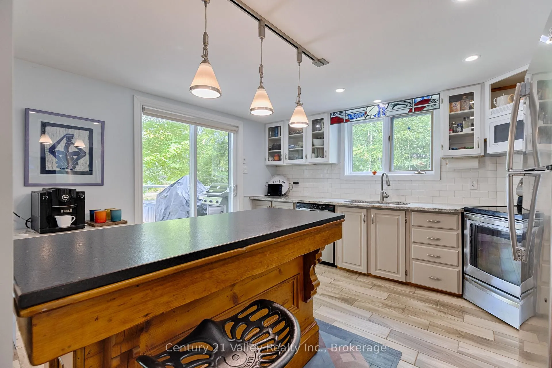 Photo 31 of 671 Graphite Bay Road, Greater Madawaska — HOMEH