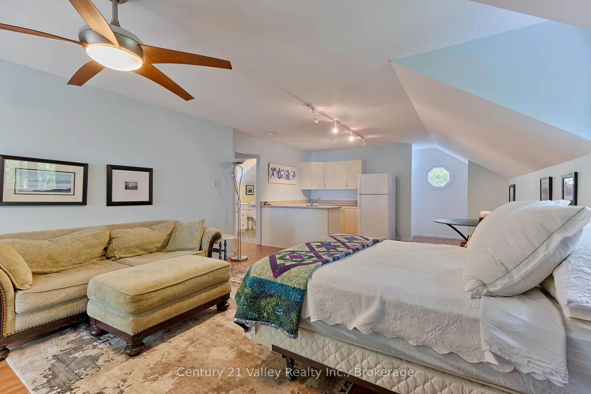 Photo 40 of 671 Graphite Bay Road, Greater Madawaska — HOMEH