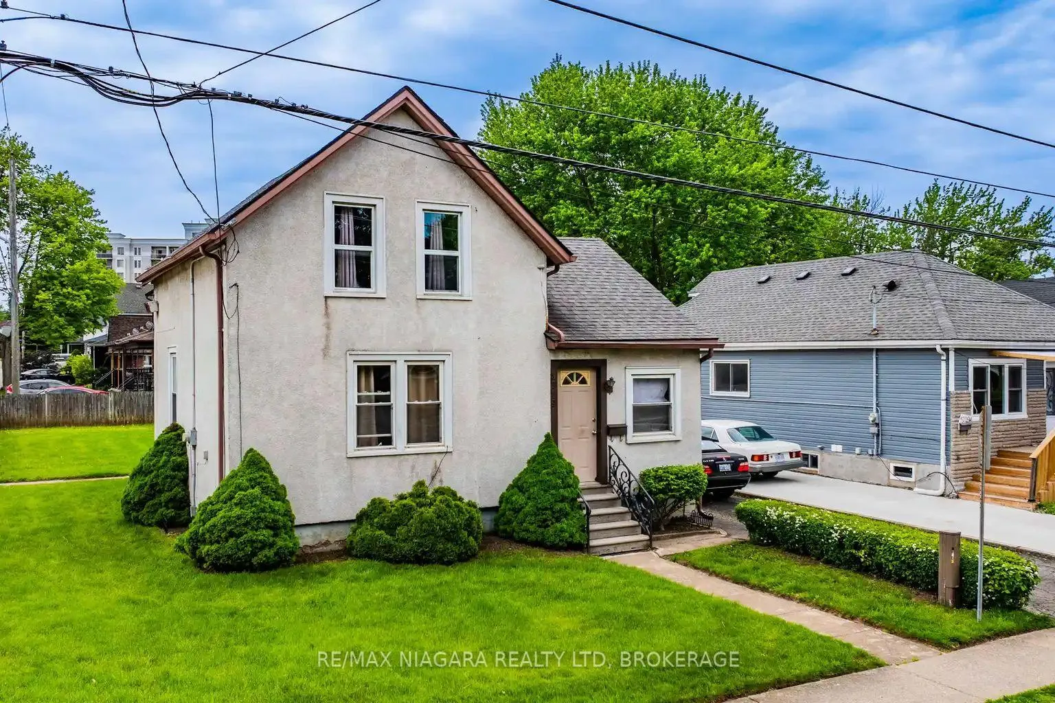 Photo 2 of 5719 Temperance Avenue E, Niagara Falls, Hospital — HOMEH