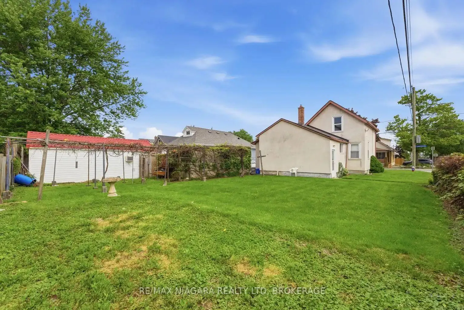 Photo 33 of 5719 Temperance Avenue E, Niagara Falls, Hospital — HOMEH