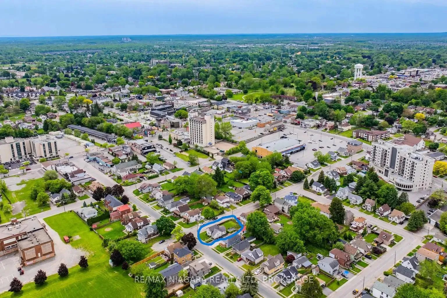 Photo 36 of 5719 Temperance Avenue E, Niagara Falls, Hospital — HOMEH