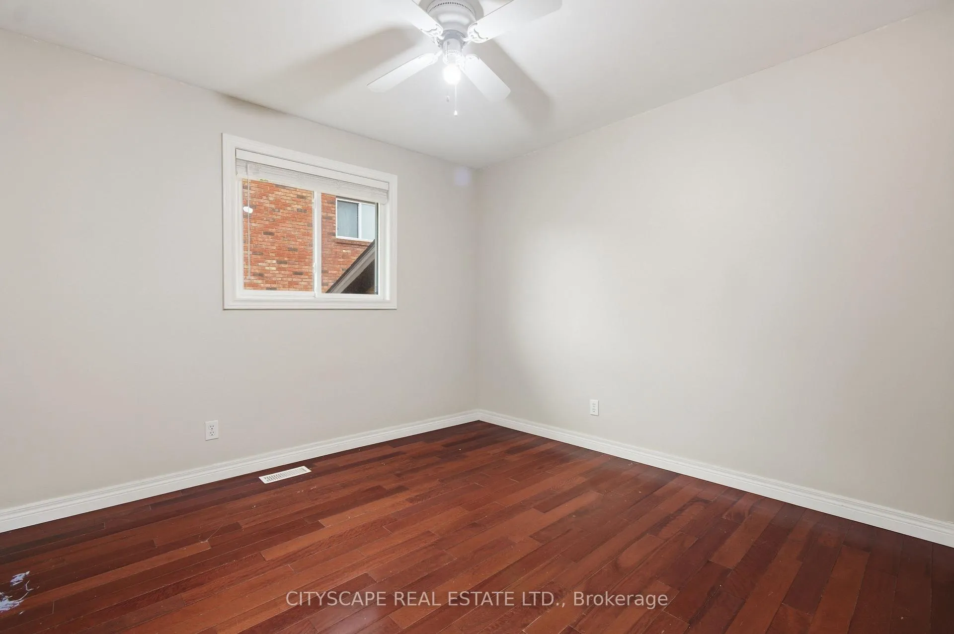 Photo 17 of 3154 Fazio Drive, Windsor — HOMEH