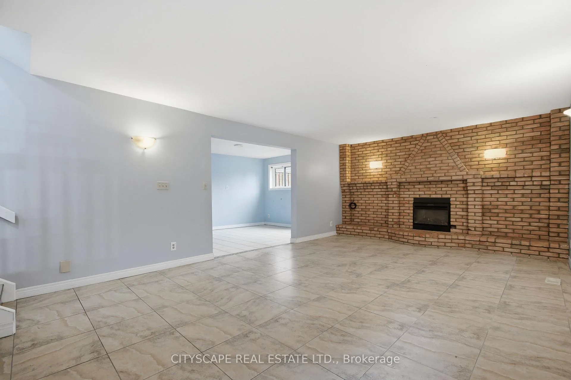 Photo 20 of 3154 Fazio Drive, Windsor — HOMEH
