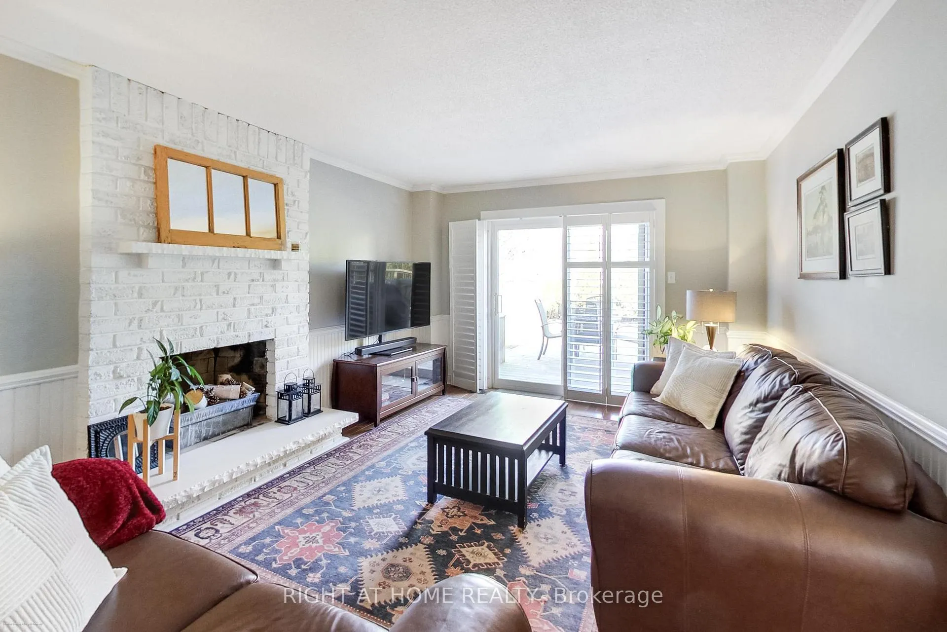Photo 12 of 885 Dales Avenue, Newmarket, Gorham-College Manor — HOMEH